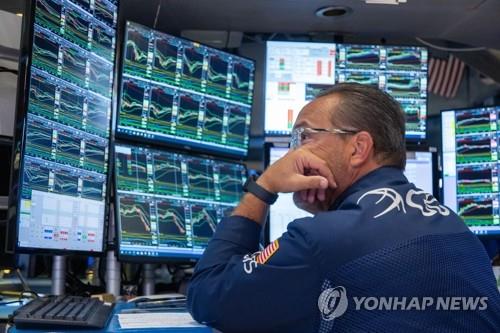 "美증시 '저가 매수 전략' 통했다…S&P500 폭락 이전 수준 회복"_김현