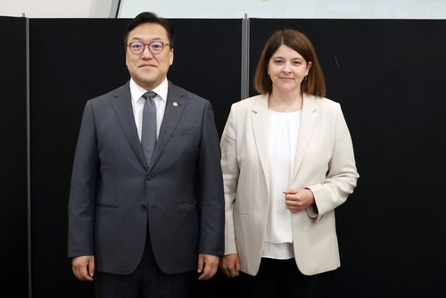 김병환, 리투아니아 재무장관 만나 '핀테크 협력' 논의_이현정