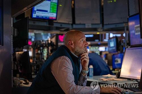 "빅테크 '바이 더 딥' 주의 필요…다각화가 신중한 움직임"_김현