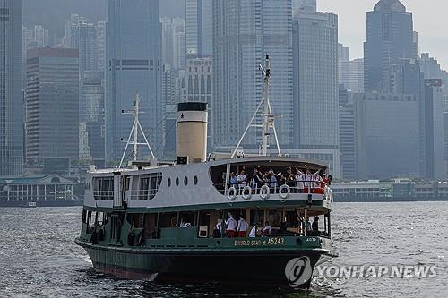 홍콩, 연준 따라 4년 만에 기준금리 50bp 인하…5.25%_윤시윤