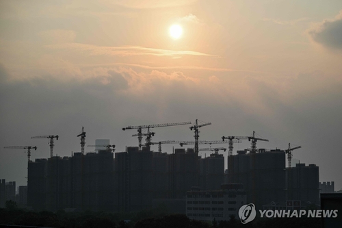 달러 페그제 홍콩, 금리인하에도 부동산 시장 잠잠_이재헌
