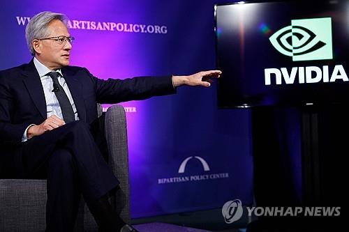 엔비디아 주가 2.43%↑…'역대 최고 종가' 기록, 4개월만에 경신_김현
