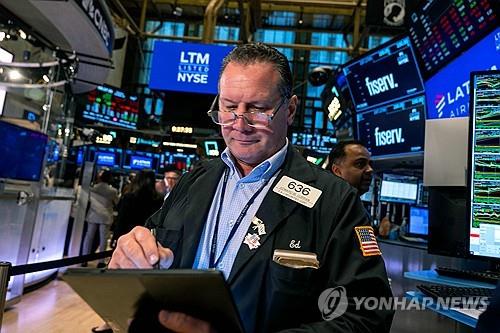 뉴욕증시, 미 국채금리 고공행진·맥도날드 덮친 악재…하락 출발_김현