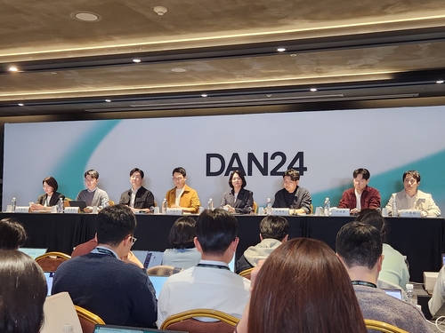 AI 생태계 강조하는 네이버 "R&D성 투자 지속할 것"_피혜림