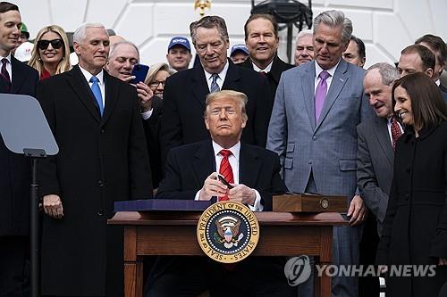 [亞증시-종합] 수급 공방으로 혼조세_이재헌