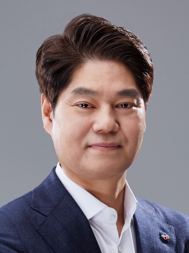 CJ그룹, 지주사 경영지원대표로 허민회 선임…'90년생 대표'도 발탁_정필중