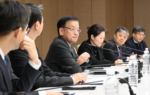최상목, 주한 외국상의 만나 "모든 시스템이 이전처럼 정상적 운영중"_박준형