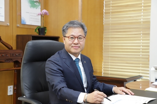 NH아문디자산운용, '34년 농협맨' 길정섭 신임 대표이사 선임_온다예