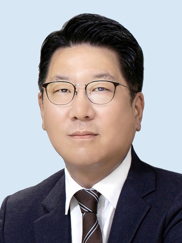 정지선 현대百 회장 "서로 도와 변화의 파고 맞서 나아가야"_정필중