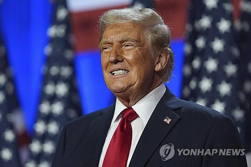 트럼프 "파나마·그린란드 문제, 군사력 동원 배제 안해"(상보)_진정호