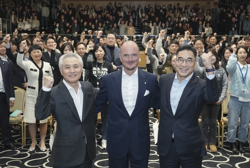 이광희 SC제일銀 행장 "자산관리 서비스에 지속 투자"_윤슬기