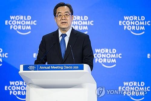 中 부총리 "무역전쟁에 승자는 없지만 더 많은 제품 수입할 것"_진정호