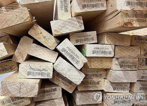 美주택건설협 "캐나다산 목재 관세 40%"…건축자재 예외 촉구_김현
