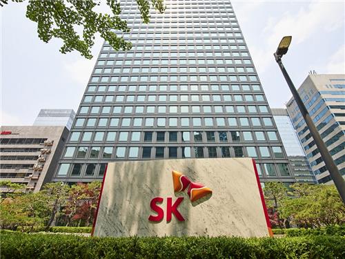 SK이노, 작년 영업이익 3천155억·83%↓…배터리 1조 적자_김학성