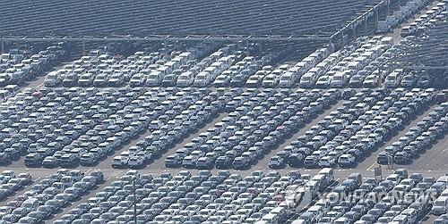 '車 관세' 카드 만지는 트럼프…현대차·기아 100만대 영향권_김경림