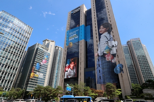 우리은행, 상반기 신입행원 190명 채용_이현정