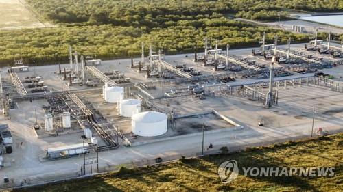 [뉴욕유가] 트럼프 관세 한 달 유예에도 반등폭 '미미'…WTI 0.08%↑_진정호