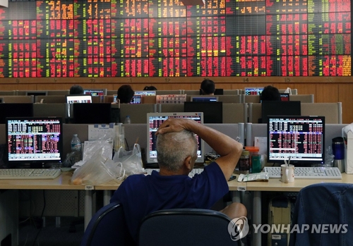 태국, 지진 여파로 증시 거래 즉각 중단…오후 휴장_권용욱