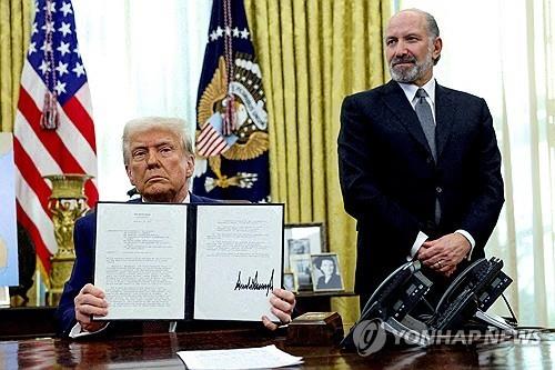 미 USTR, 상호관세·보편관세 아닌 새로운 관세 옵션 고려_정윤교