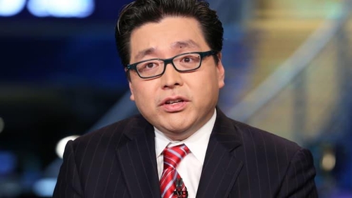 톰 리 "트럼프, 이제 주가 상승 추진할 것"_권용욱