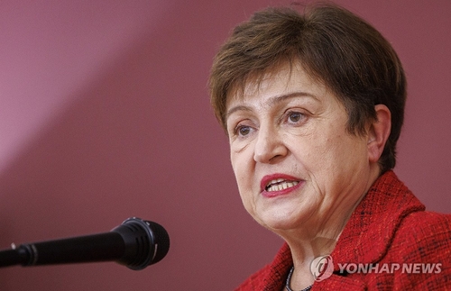 IMF 총재 "美 관세, 글로벌 전망에 중대한 위험"(상보)_권용욱