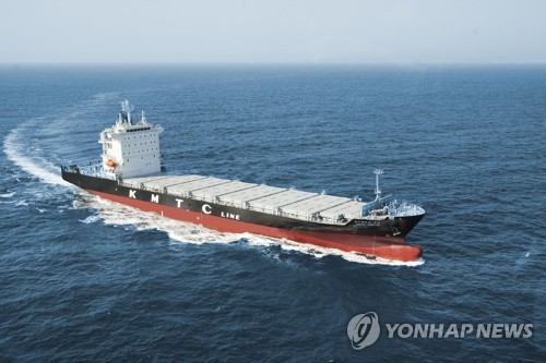 "美, 中선박 입항료 현실화…韓 상선 슬롯 증설해야"_서영태