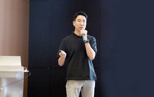 두산로보틱스, AI 기반 기술 혁신 선언…연내 M&A 추진_김경림