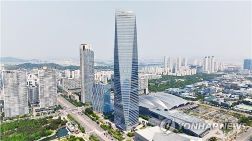 포스코인터, 1분기 영업익 2천702억원…컨센서스 상회(상보)_이재헌