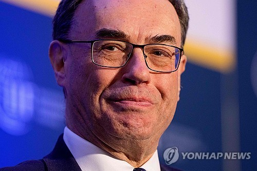 英 중앙은행 총재 "美 관세로 인한 '성장 충격'에 주목"_윤시윤