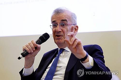 프랑스중앙은행 총재 "ECB, 추가 금리인하 여전히 가능"_이장원