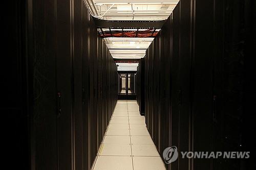 엔비디아, MS 제치고 세계 시총 1위 탈환…1월 이후 처음_윤시윤