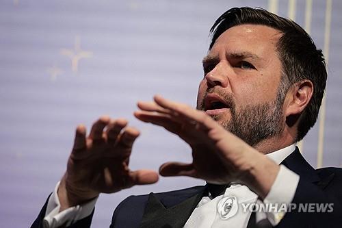 美 부통령, 연준에 "금리 동결은 '통화적 과실'"_윤시윤