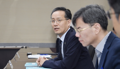 기재장관 대행 "물가는 민생 최우선 과제…빠른 시일내 대책 발표"_박준형