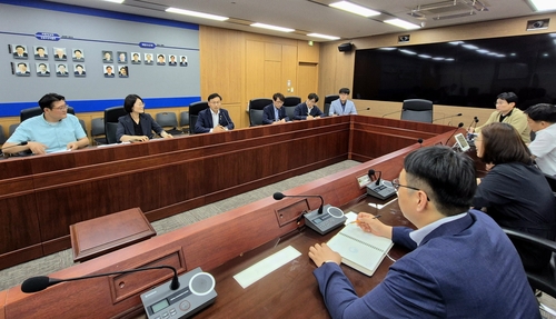 해수부, 연내 부산 이전에 '총력'…TF조직 추진기획단으로 확대_한종화