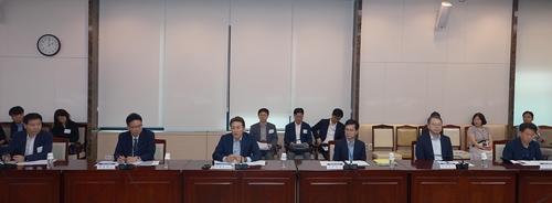 금융당국 "사업자 우회대출·부모찬스 등 편법거래 집중 점검"_이현정
