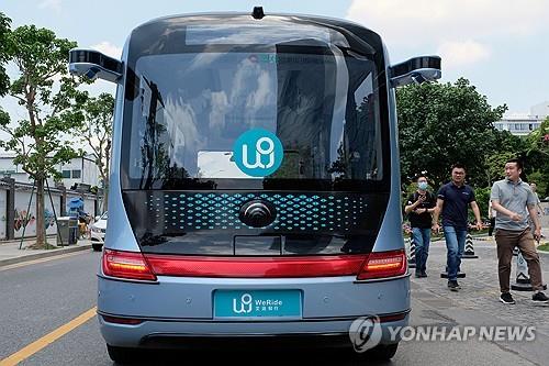 로보택시 상용화 본격화…중국에선 '포니.ai'와 '위라이드' 선두_윤시윤