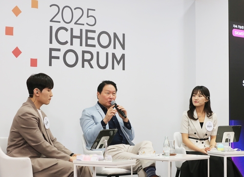 최태원 "업무 대부분 AI 에이전트로 대체…창조에 집중해야"_김학성