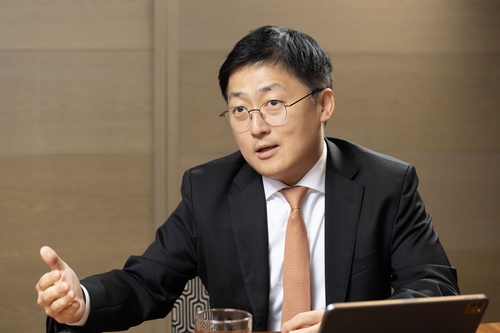 [UBS 코리아 서밋] 손용석 센터장 "하반기 코스피 박스권…한은 8월 인하"_서영태