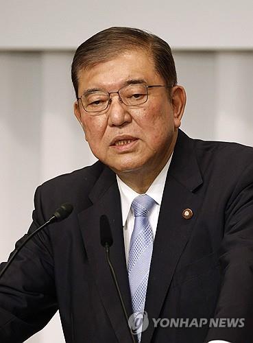 日 총리, 미일 관세·투자 합의 "착실한 이행 중요"_윤시윤