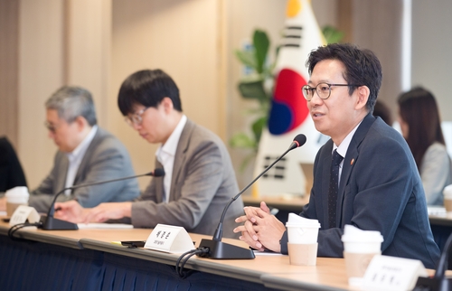 과기부 장관, "네카오 등 플랫폼사도 정보보호 최우선해야"_변명섭