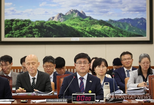 김성환 기후장관 "재생에너지 공사 만들어 발전사 인력 전환할 수도"_이재헌