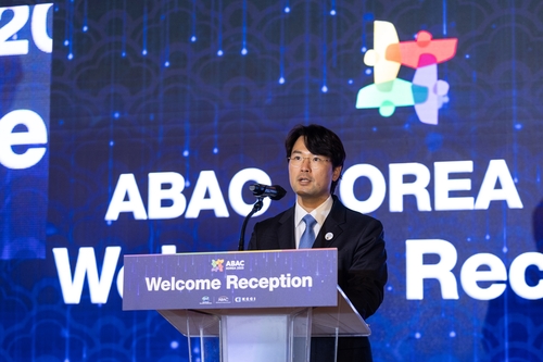 이규호 코오롱 부회장, APEC 미래 헬스케어 로드맵 초석 다져_이재헌