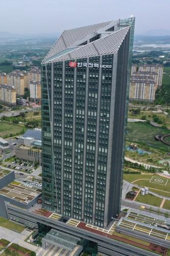 한국전력, 사우디서 1천500MW급 풍력발전 사업 수주_최진우
