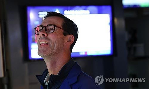 뉴욕증시, FOMC 개막 속 낙관론 유지…강세 출발_진정호