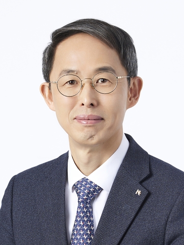 수출입은행장에 내부 출신 황기연 상임이사 임명_윤슬기