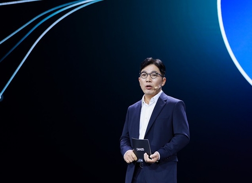 네이버클라우드 김유원 "AI거품론에 경각심…클라우드 경량화 버전 필요"_윤영숙