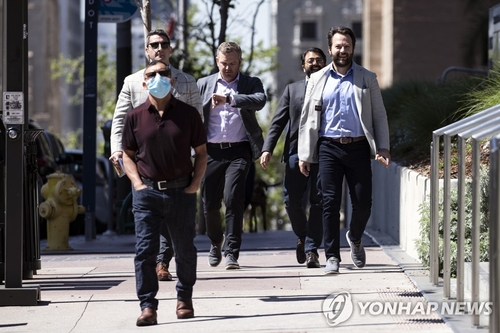 [월가 톡톡] Z세대가 바라본 일의 세계…"비인간적이고 디스토피아적"_권용욱