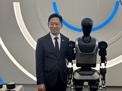 배경훈 부총리 겸 과학기술정보통신부 장관