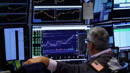 헤지펀드, 2년 만에 최대규모 美주식 매도…개인은 매수 지속_이장원