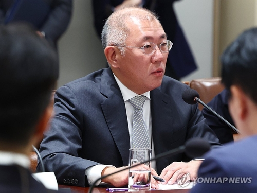 관세 숨 돌릴 틈도 없이 사상 최대 투자…정의선이 그린 현대차 미래_이재헌